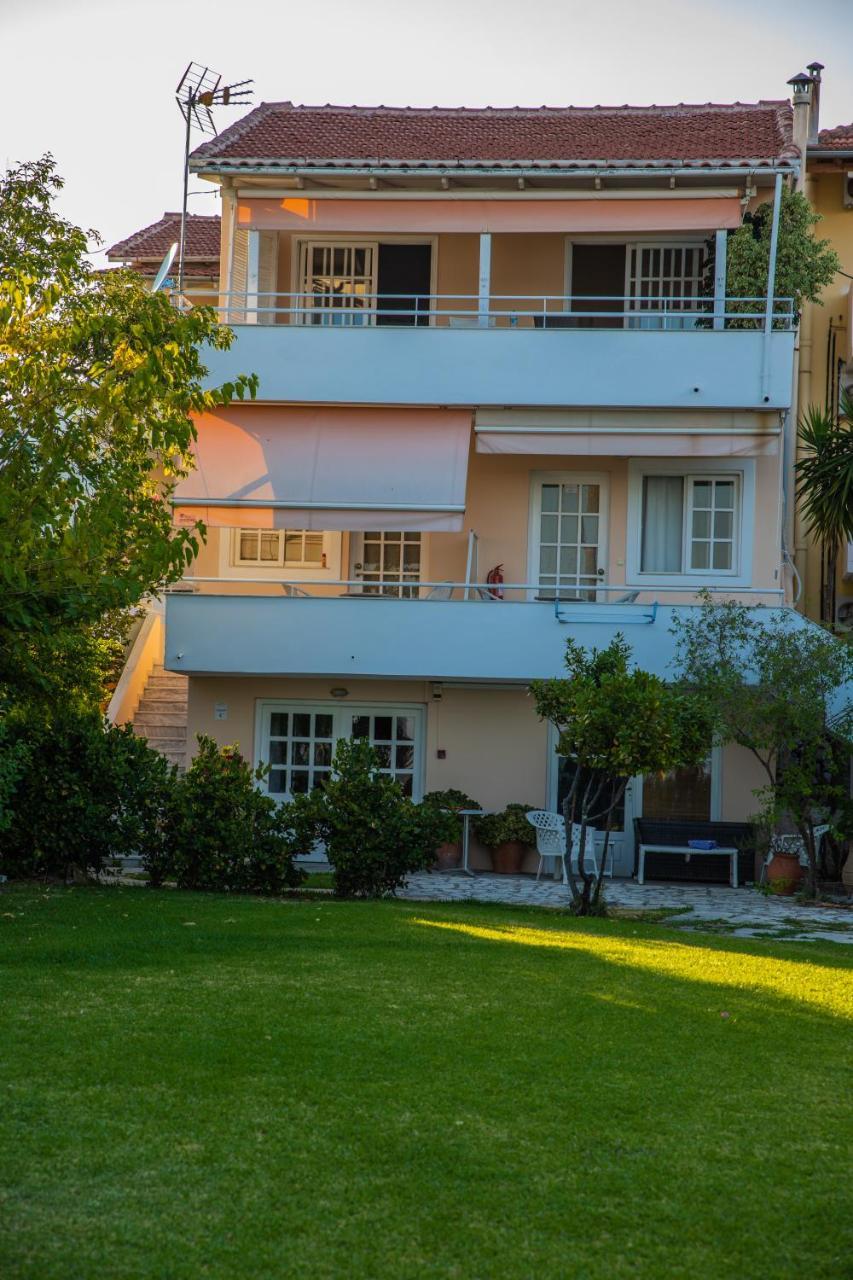 Elati Beach Aparthotel Nidhrion Exteriör bild