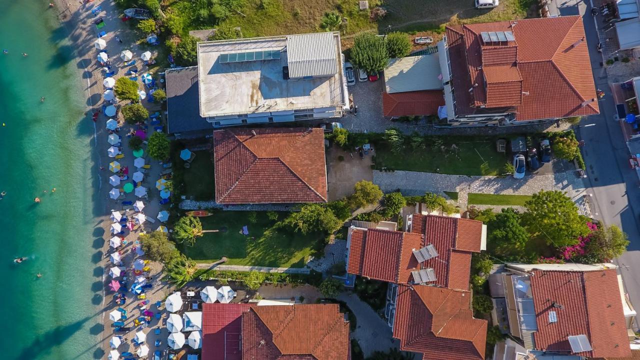 Elati Beach Aparthotel Nidhrion Exteriör bild
