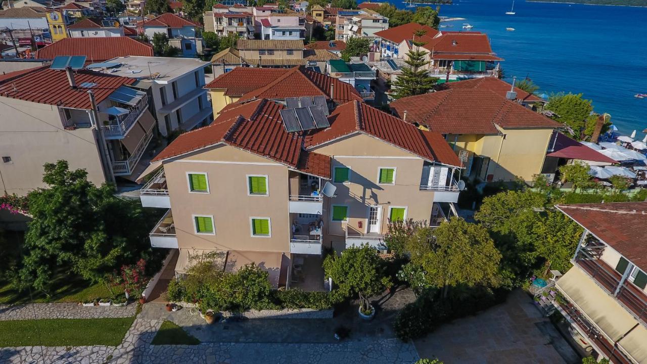 Elati Beach Aparthotel Nidhrion Exteriör bild