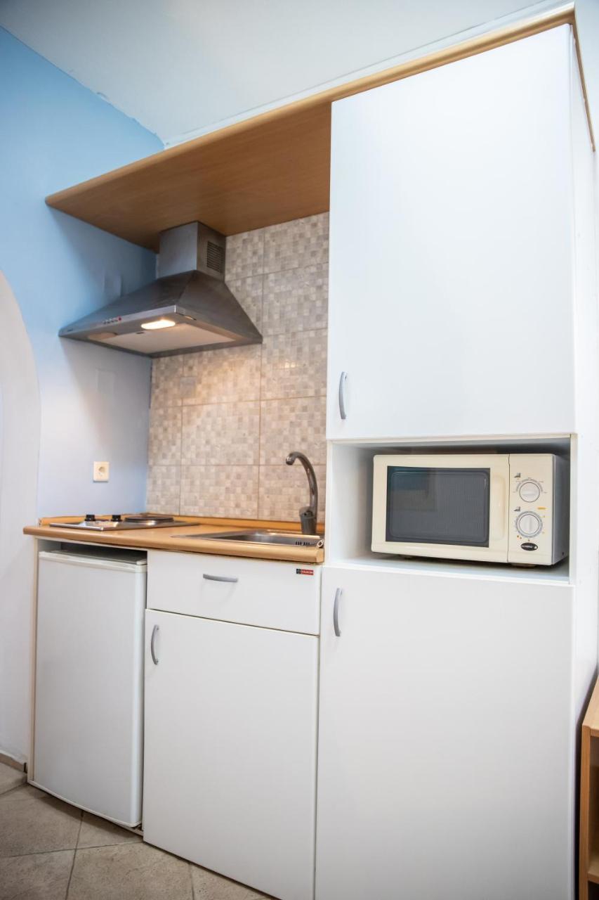 Elati Beach Aparthotel Nidhrion Exteriör bild